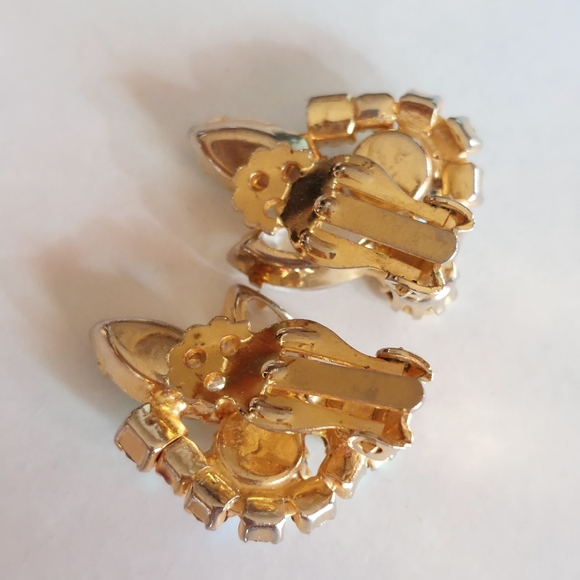 Juliana DeLizza & Elster stunning AB and clear rhinestone goldtone clip earrings - Picture 4 of 15